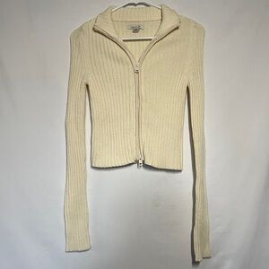 American Eagle Knit Sweater